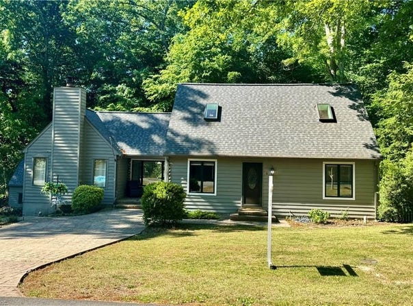 6 Foxcroft Road, Williamsburg, VA 23188