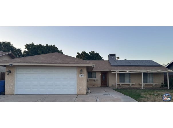 379 W Trail St, Brawley, CA 92227