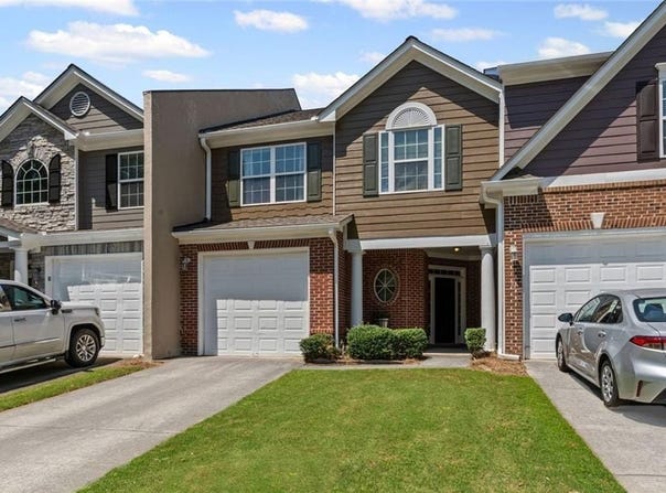 2743 Pierce Brennen Court NE, Lawrenceville, GA 30043