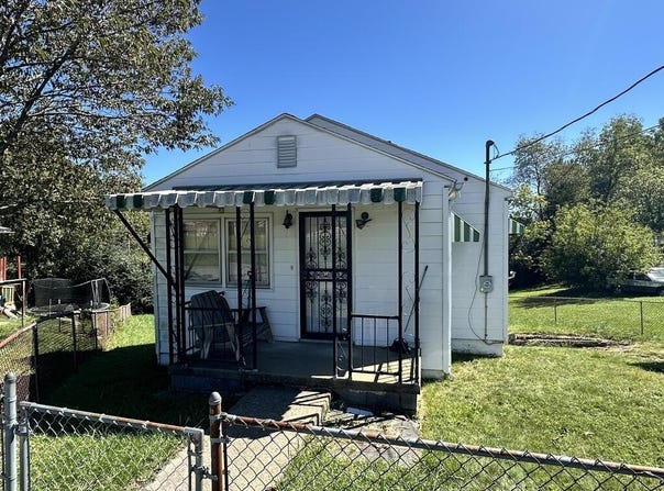 900 New Jersey Ave, BECKLEY, WV 25801