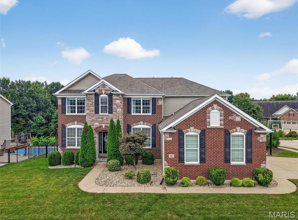 506 Bayview Pointe Court, Lake St Louis, MO 63367