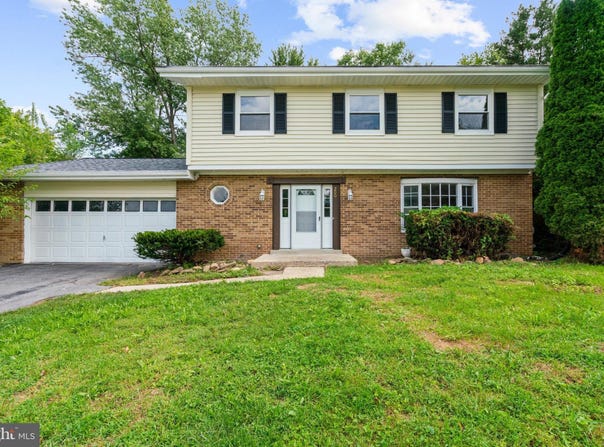 200 GLADE Boulevard, WALKERSVILLE, MD 21793