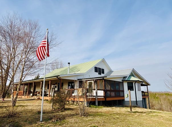 1918 Ridge Road, Mountain View, AR 72560