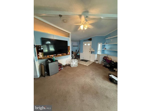 3975 CRAIG AVENUE, DOVER, PA 17315