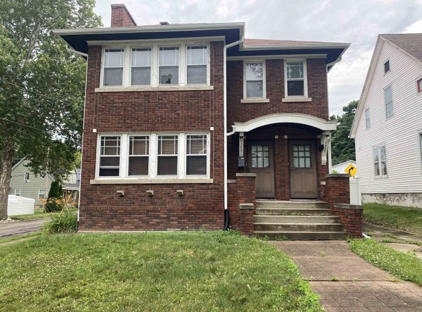 129 Regan, ROCKFORD, IL 61107