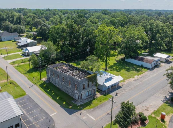129  NW Hunton Street, Poulan, GA 31781
