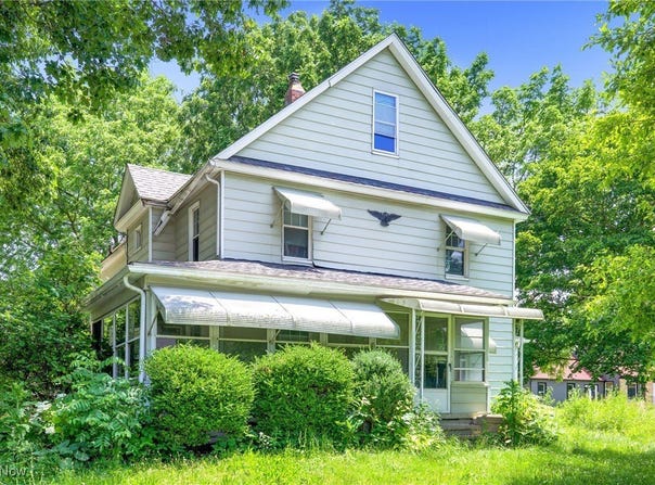 2647 Canton Road, Akron, OH 44312