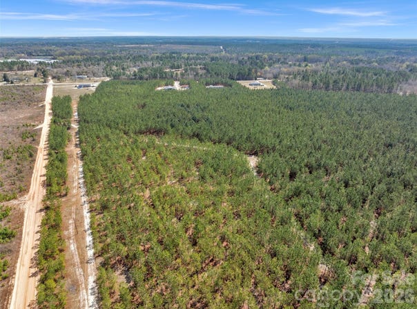 931 Charlie Johnson Road, Kershaw, SC 29067