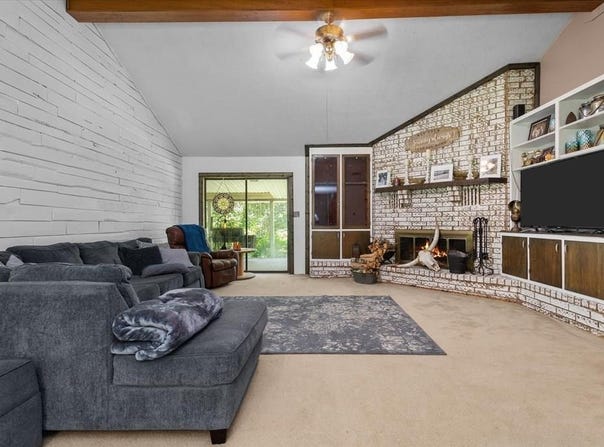 934 County Road 297, Jasper, TX 75951