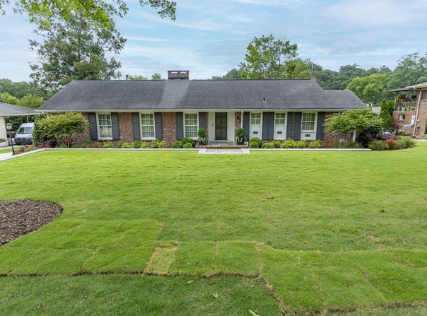 2121 MOUNTAIN VIEW DRIVE, VESTAVIA HILLS, AL 35216