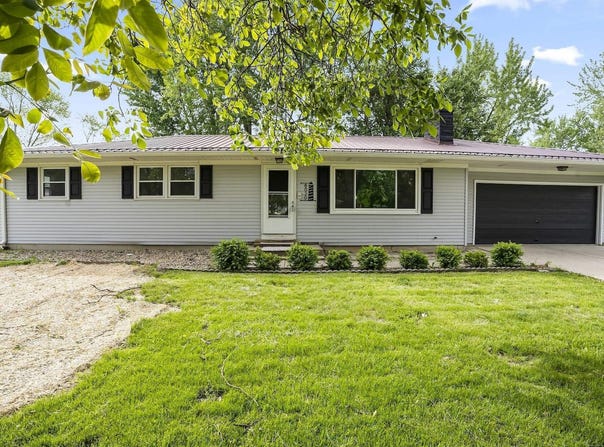 8020 Marston Drive, Fort Wayne, IN 46835-1119