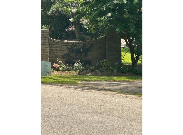 Longleaf Dr, Petal, MS 39465