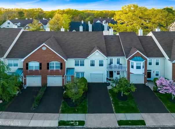 54 Tanya Circle, Ocean Twp, NJ 07712