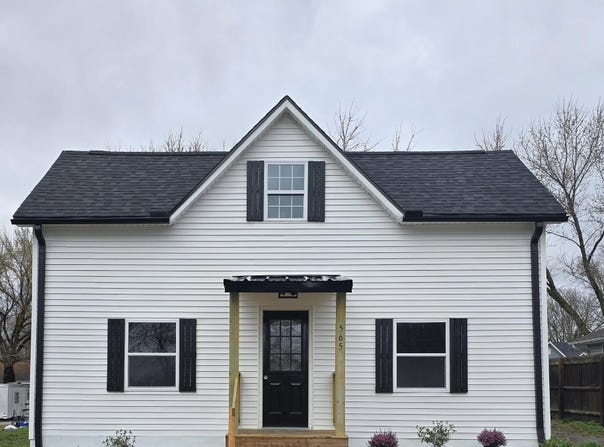 565 Jackson St, Marshall, MO 65340