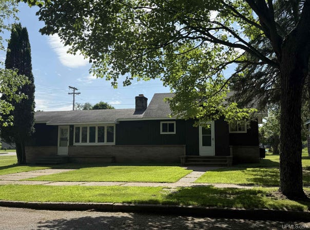 440 Balsam, Kingsford, MI 49802