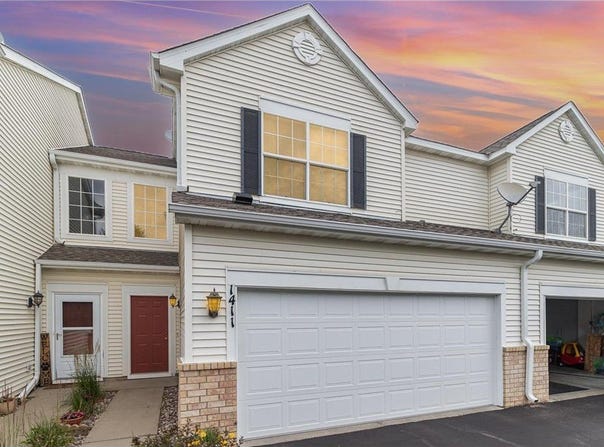 1411 Yorkshire Lane, Shakopee, MN 55379