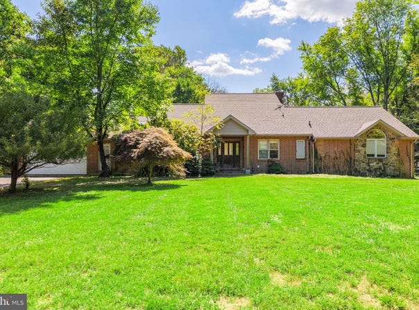 9 WALNUT RIDGE ROAD, WILMINGTON, DE 19807