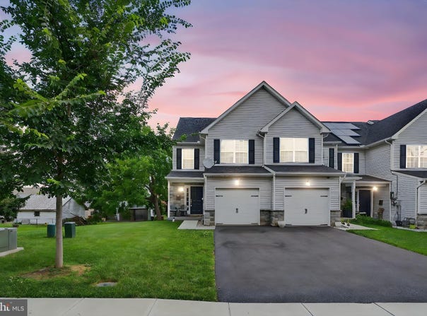 3022 S 3RD STREET, WHITEHALL, PA 18052