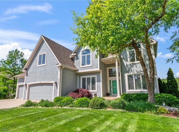 9800 W 147th Street, Overland Park, KS 66221
