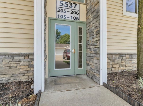 5537 Beavercrest Drive unit: 106, Lorain, OH 44053