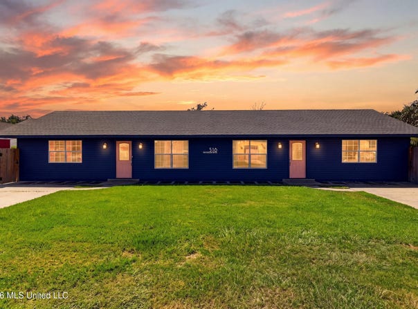 518 Genin Street, Bay Saint Louis, MS 39520