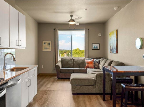 12983 W Ida Ave, Littleton, CO 80127