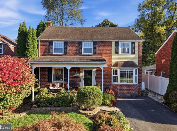 1802 ROBINSON Avenue, HAVERTOWN, PA 19083
