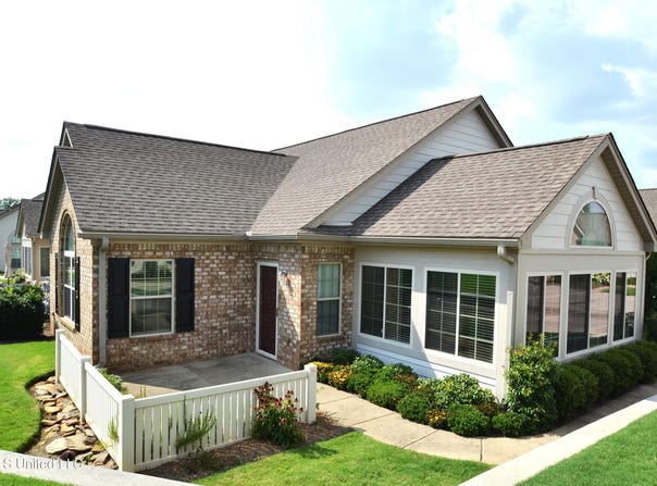 8710 Parkview Oaks Circle, Olive Branch, MS 38654