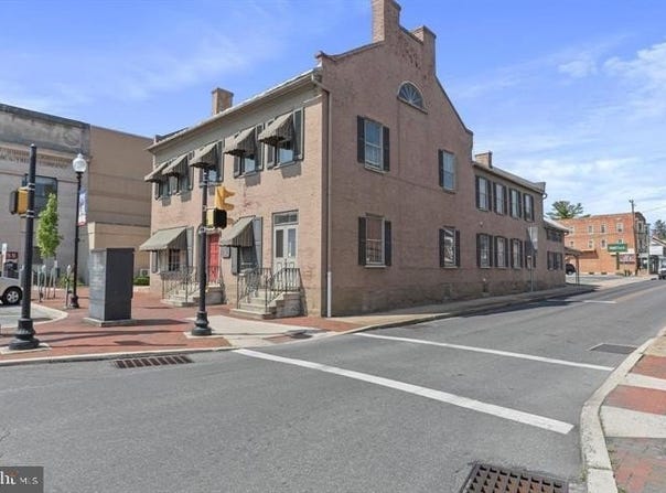 1-3 W MAIN STREET, WAYNESBORO, PA 17268