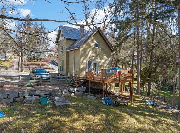 949 E State Street, Ithaca, NY 14850