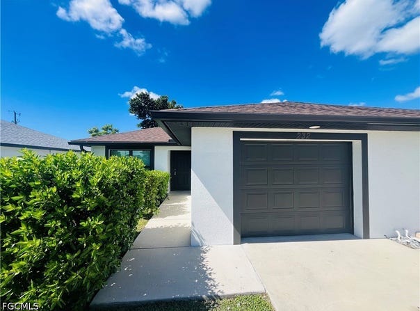230-232 Cultural Park Boulevard S, Cape Coral, FL 33990