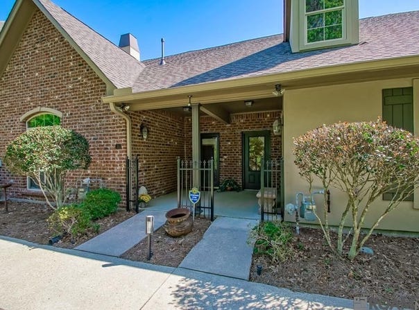 18639 Perkins Rd, Prairieville, LA 70769