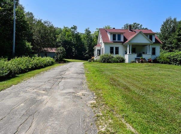16 Pinetree Lane, West Paris, ME 04289