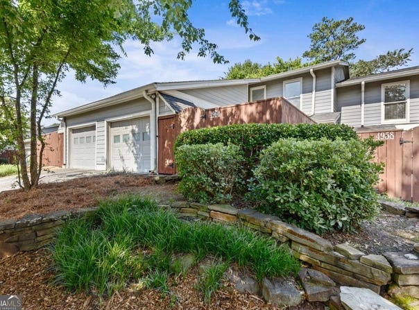 4960 Meadow, Marietta, GA 30068