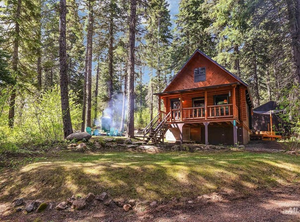 1221 Fox Rd., Cascade, ID 83611