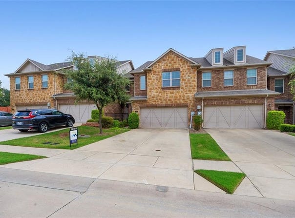 389 Busher Drive, Lewisville, TX 75067