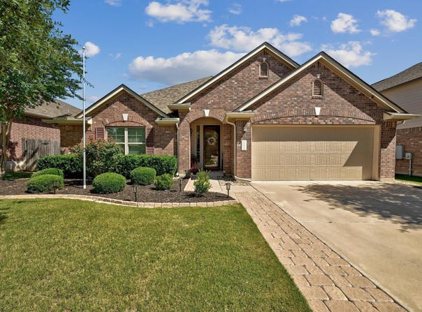 1017 Matheson DR, Leander, TX 78641