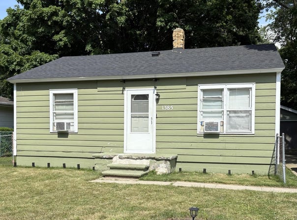 1385 Superior Street, Benton Harbor, MI 49022