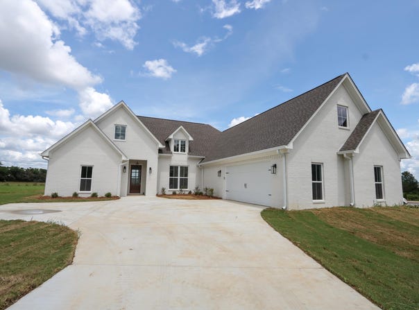 1636 Clubside, Tupelo, MS 38801