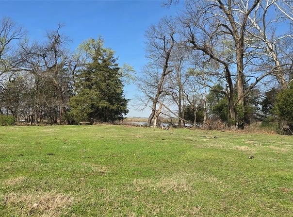 1452 E River Road, Fort Gibson, OK 74434