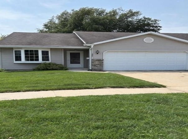104 Westridge Court, LaPorte City, IA 50651