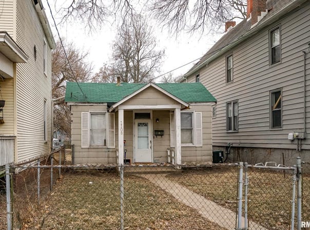 1108 NE PERRY Street, Peoria, IL 61603
