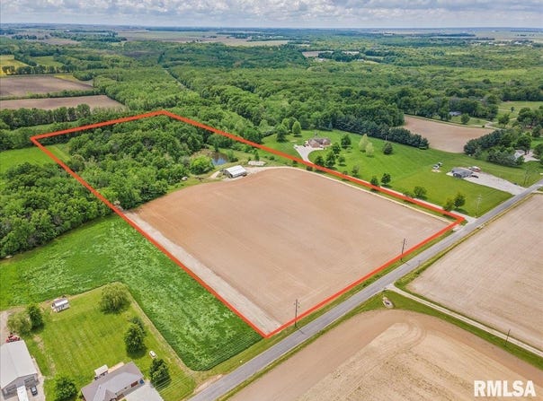 000 1330 N Road, Taylorville, IL 62568