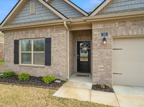 210 MEADOWLAND, Somerville, TN 38068