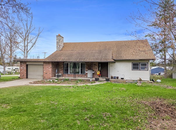 3945 EUCLID STREET, BRUTUS, MI 49716