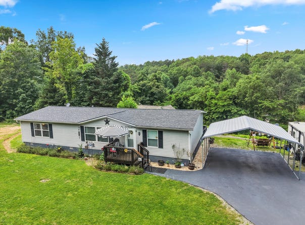 9885 Lovell Road, Soddy Daisy, TN 37379