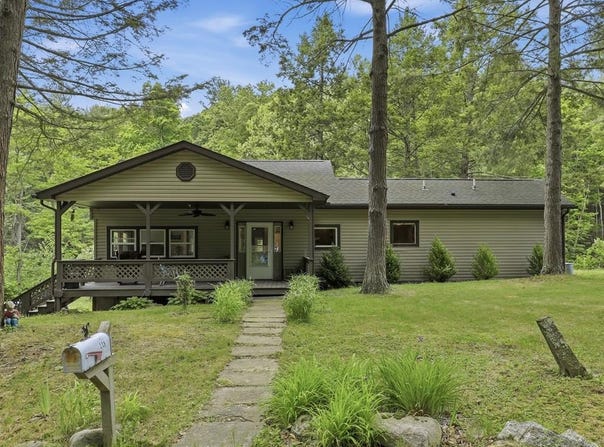 239 Kent Run Rd, Towanda, PA 18848