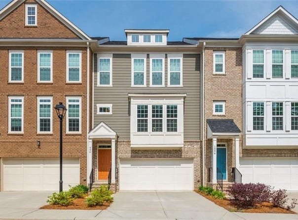 996 Layton Drive, Buford, GA 30518