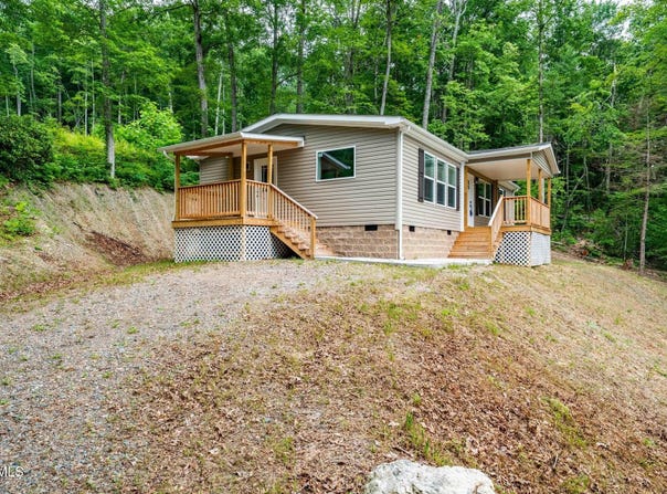 144 Todd Lane, Mountain City, TN 37683