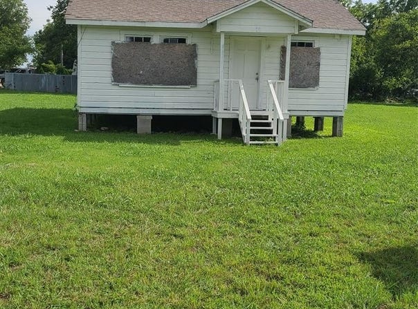 609 E Dobkins Street, Dublin, TX 76446